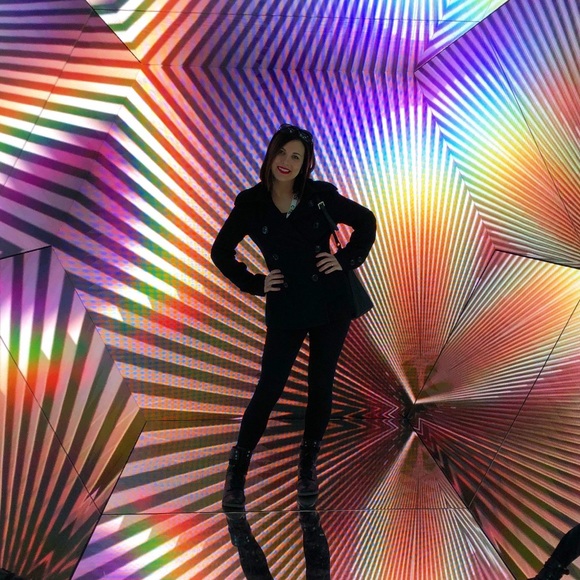 Meet your Posher, Natalie - Picture 1 of 1